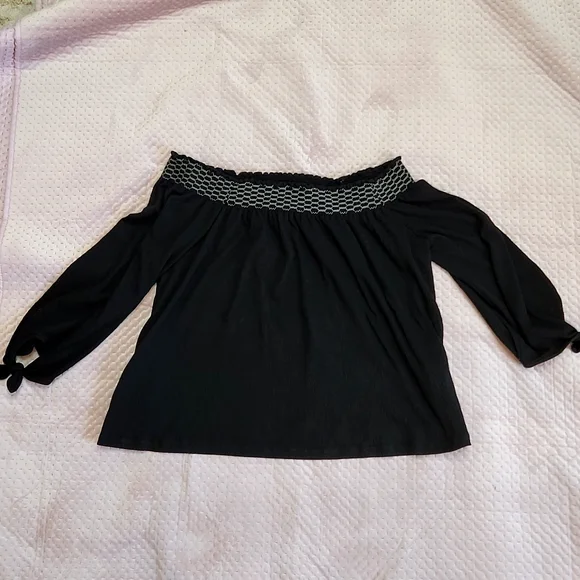 Tunic - Picture 1 of 3